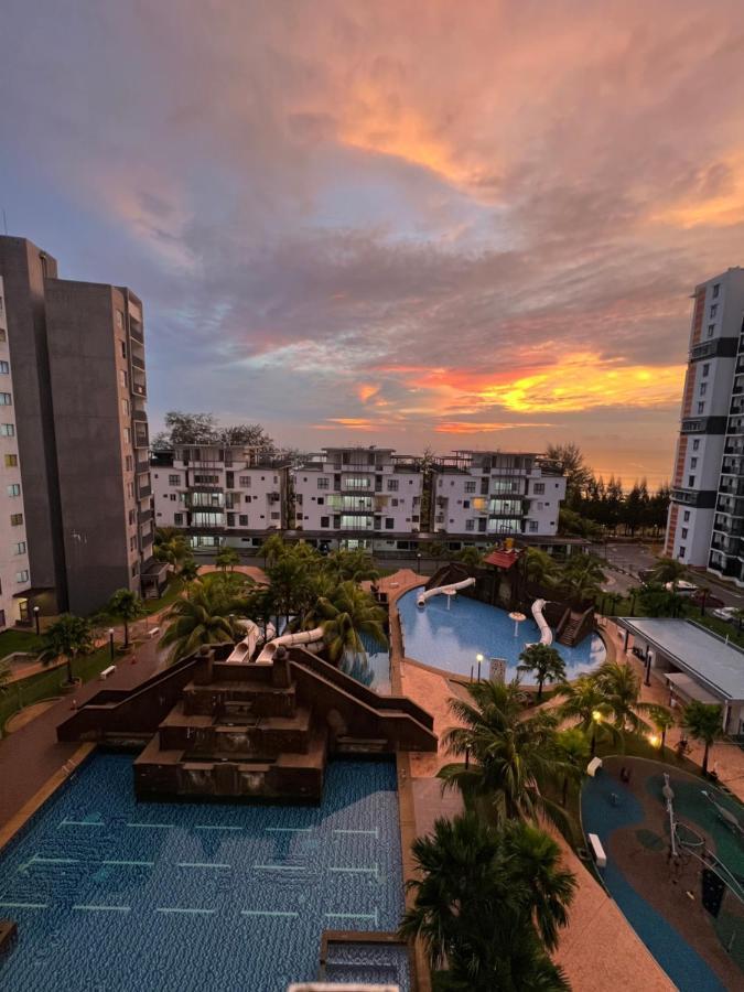 Ourstay @ Swiss Garden Residence Kuantan Extérieur photo